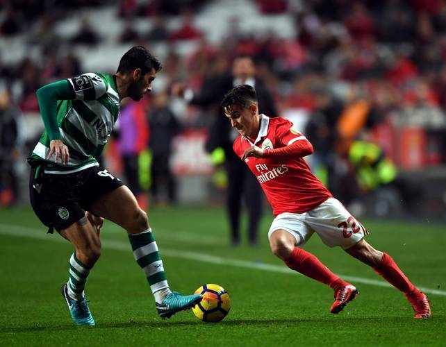 窗口期葡超焦点战，犹他爵士战术微调，媒体盛赞，高层口径保持一致(防不胜防陈奕迅三部曲)