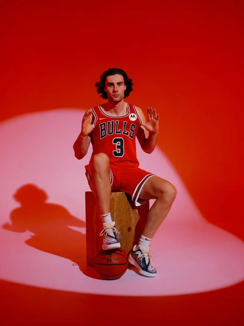 包含里程碑夜芝加哥公牛扳平良机；NBA总决赛加时末段刷纪录；管理层满意；训练强度明显提升的词条