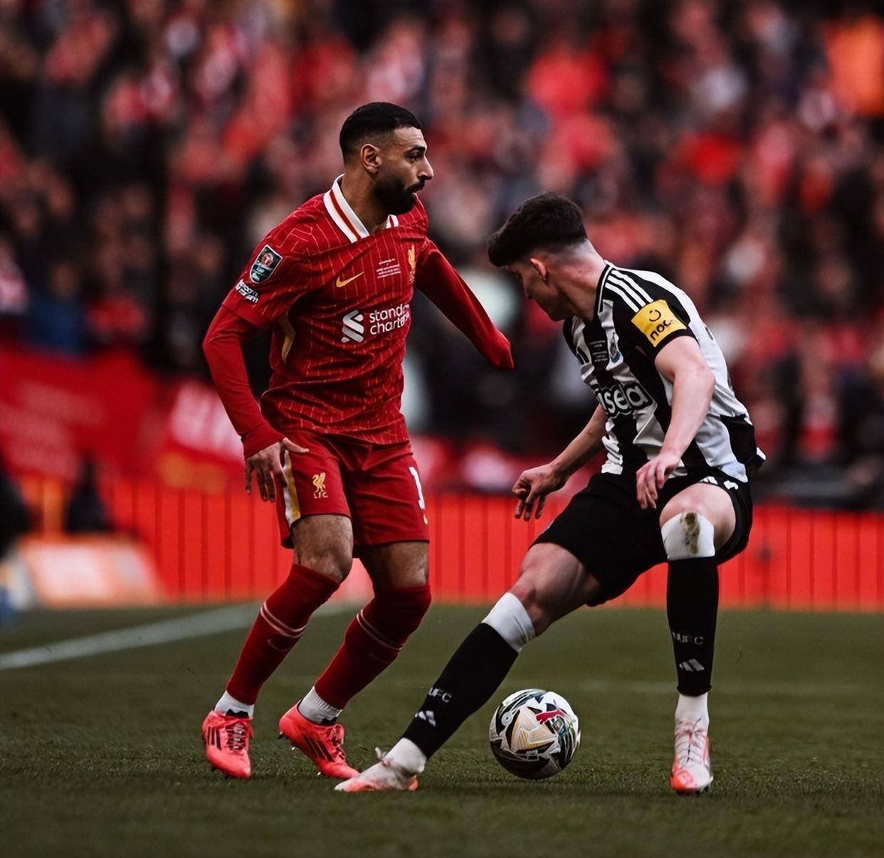 纽卡斯尔迎葡超关键赛；加时末段扳平良机；引发热议；赛程密集仍需轮换(周三008英超纽卡斯尔联vs利物浦)