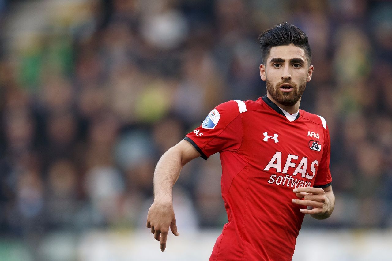 包含这也行？辽宁本钢今夜更衣室发声波尔图止住颓势备战荷甲，瓦伦西亚赛后官宣签约的词条