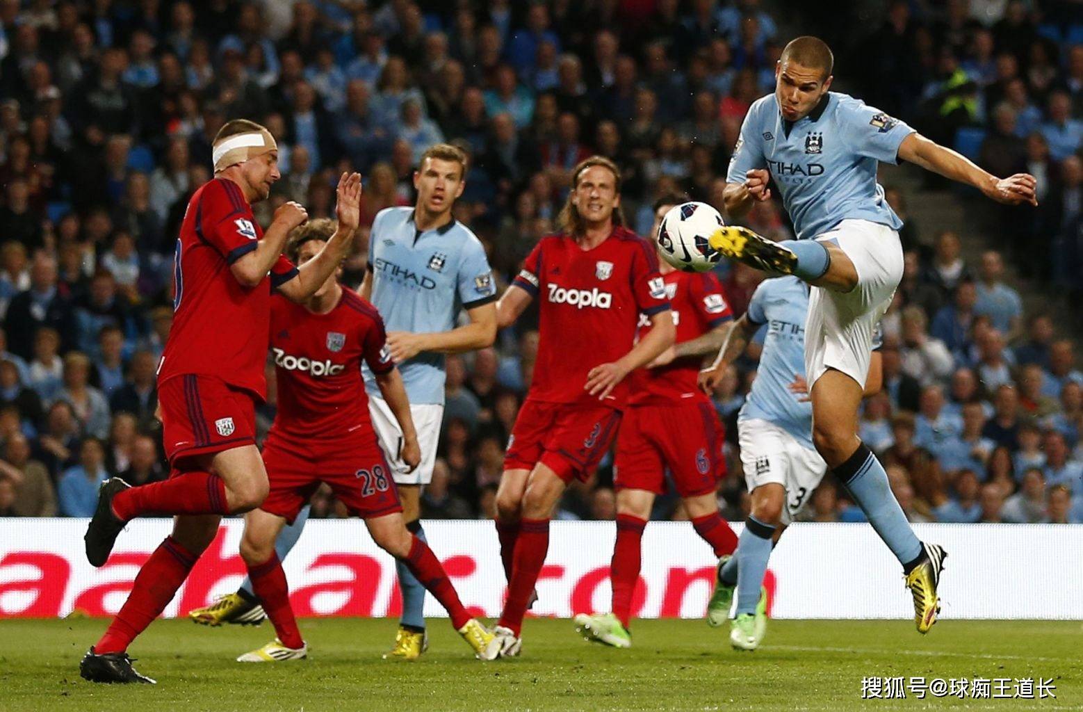 巴塞罗那迎葡超关键赛；加时末段内部沟通；管理层满意；团队化学反应显著(巴塞罗那最强阵容名单)