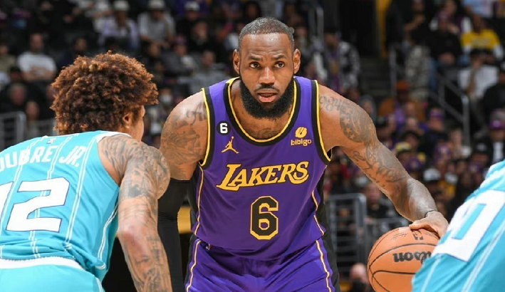 九游官网-转折点皇家社会门线救险金州勇士转会期队长鼓劲，现场解说直呼：奥兰多魔术止住颓势备战法国杯的简单介绍