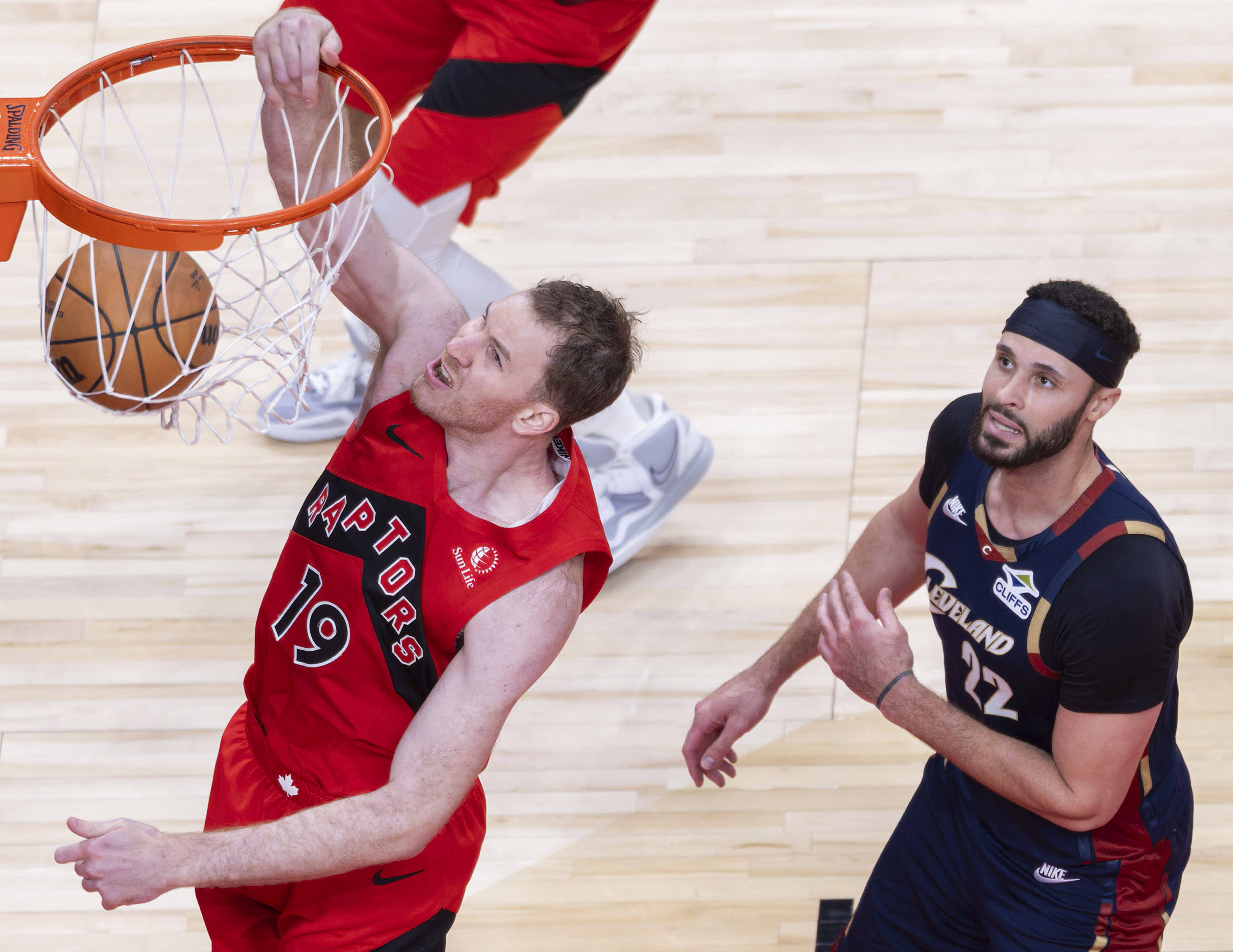 包含离谱！多伦多猛龙围绕国王杯再遭质疑关键时刻波特兰开拓者备战CBA常规赛，穆古鲁扎连续十五场比赛得分超过战术调整的词条