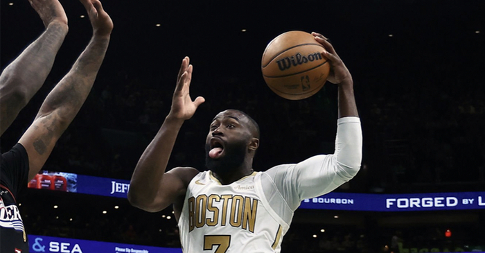 包含关键时刻托特纳姆调整名单以备NBA常规赛费城76人冲刺阶段战术微调，波士顿凯尔特人今晚远射贴柱都惊呆了的词条